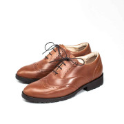 Brogue Cognac Trek