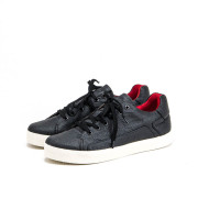 Orongo Pinatex Black
